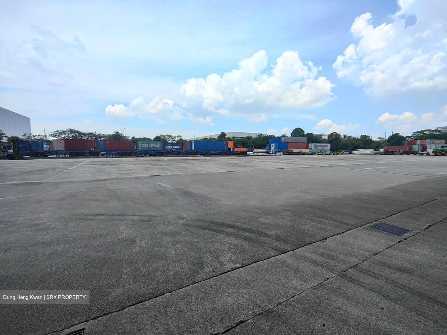 Gul Circle (D22), Warehouse #575445171